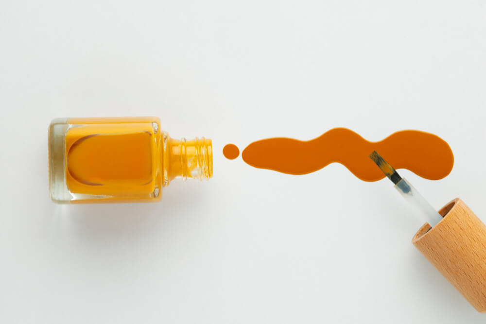 Mastika lepi nohti za lepe nohte lak ni resitev